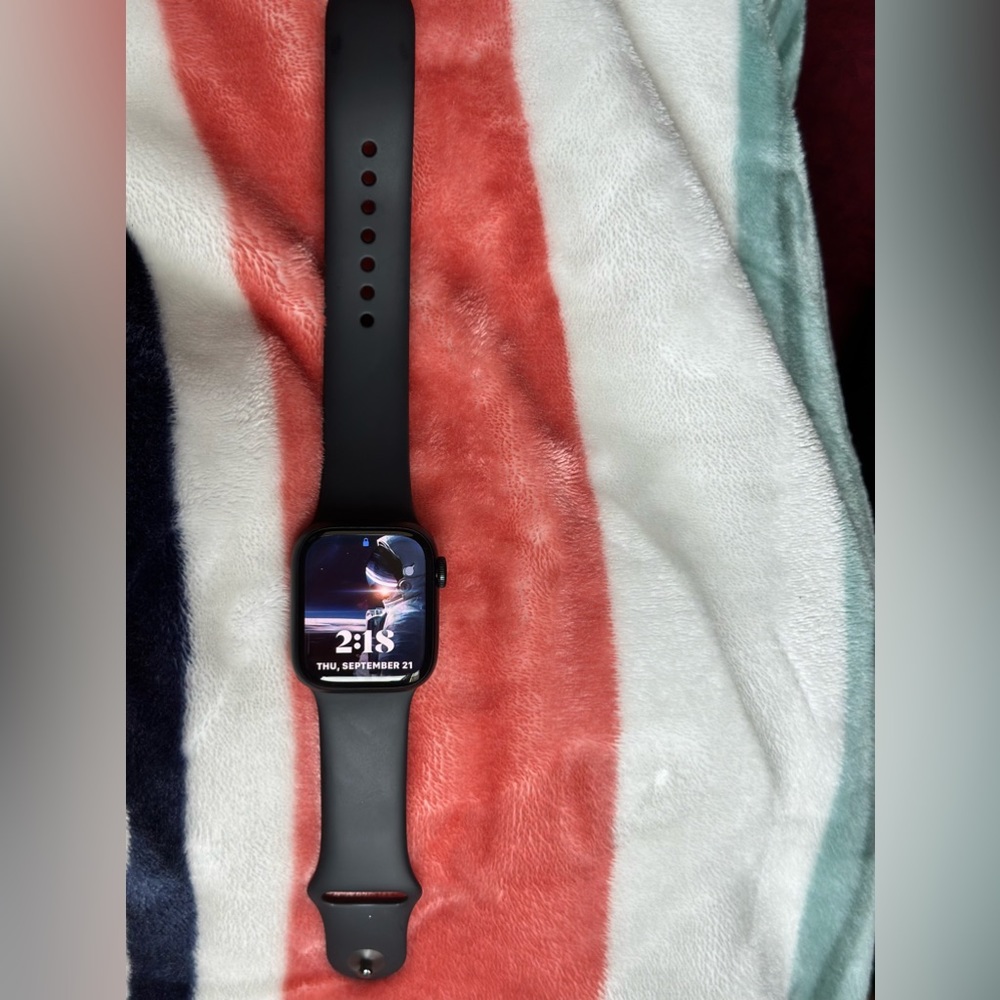 Apple watch series 8 41 mm.